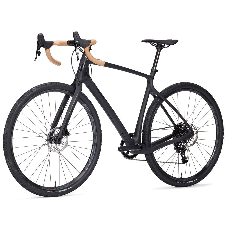 Devinci Hatchet Carbon Apex1 11s Complete Bike 2024