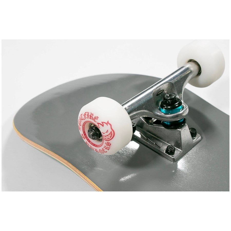 Anti Hero Pigeon DLX 8.25 Skateboard Complete