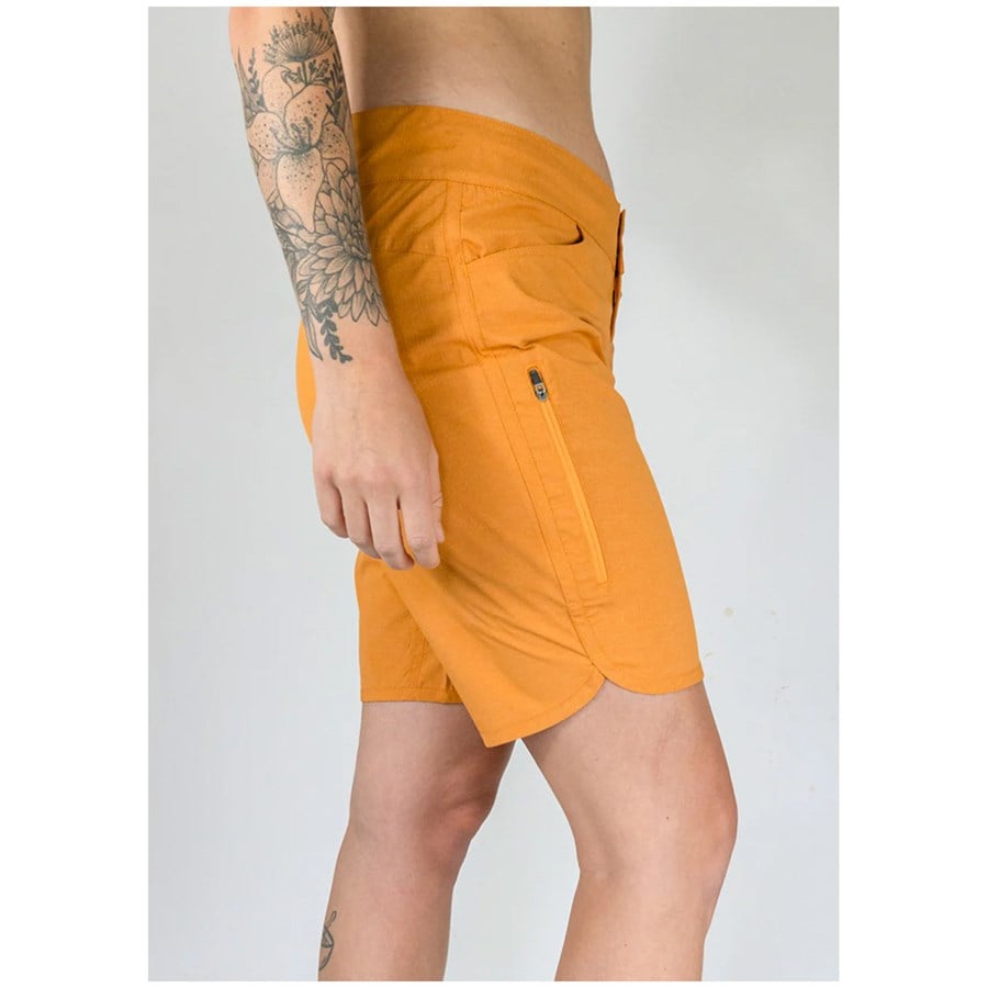 Club Ride Savvy 11" Shorts - Women's