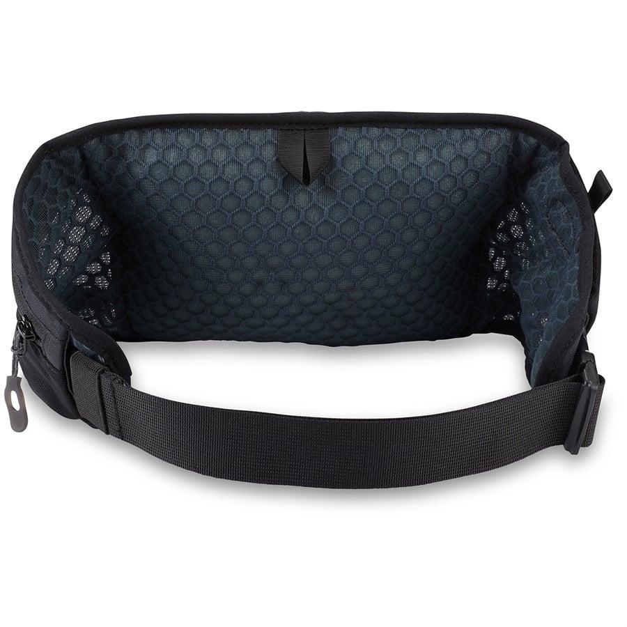 Dakine Hot Laps Stealth Hip Pack