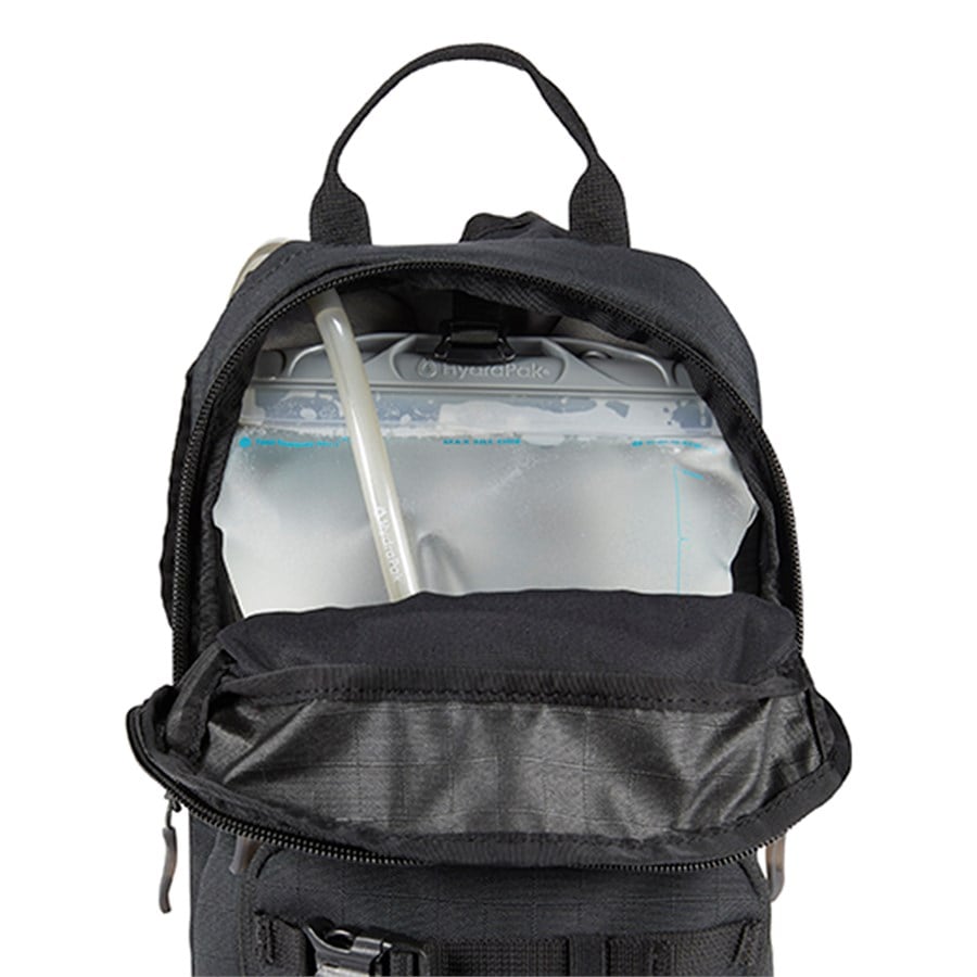 Dakine Session 8L Hydration Pack