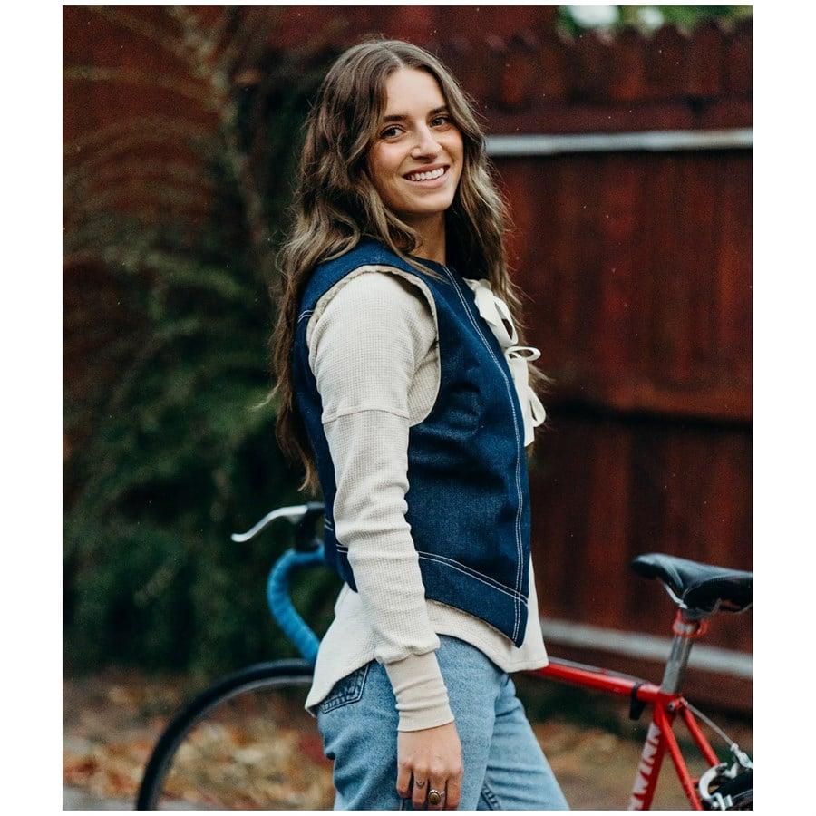 Deso Folsom Denim Vest - Women's