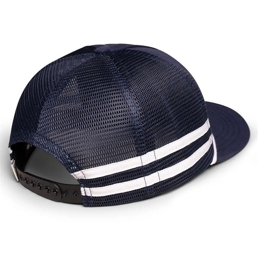 Deso Kick Dirt Trucker Hat