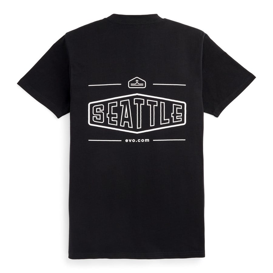 Evo Basic Pocket T-Shirt - Unisex