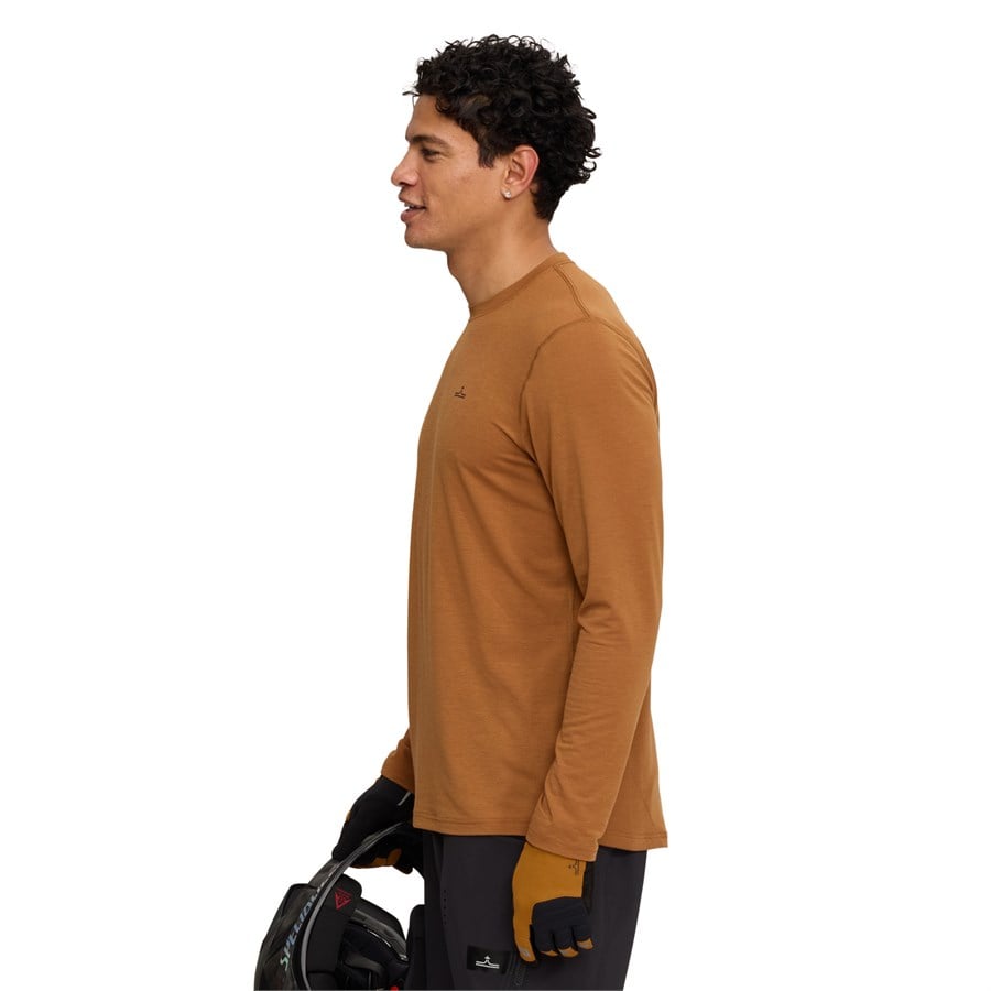 Evo Lookout Long-Sleeve Bike Jersey