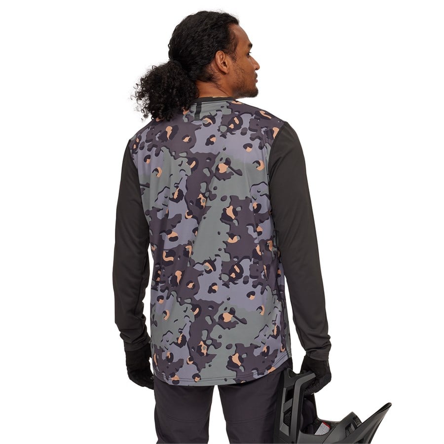 Evo Lookout Long-Sleeve Bike Jersey