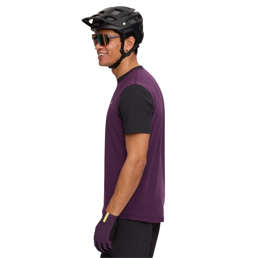 Evo Lookout Short-Sleeve Bike Jersey