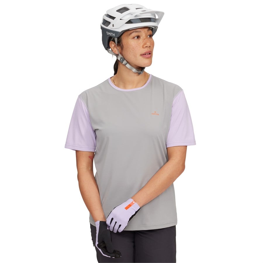 Evo Lookout Short-Sleeve Bike Jersey - Women's