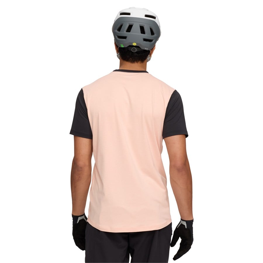 Evo Trail Pocket T-Shirt
