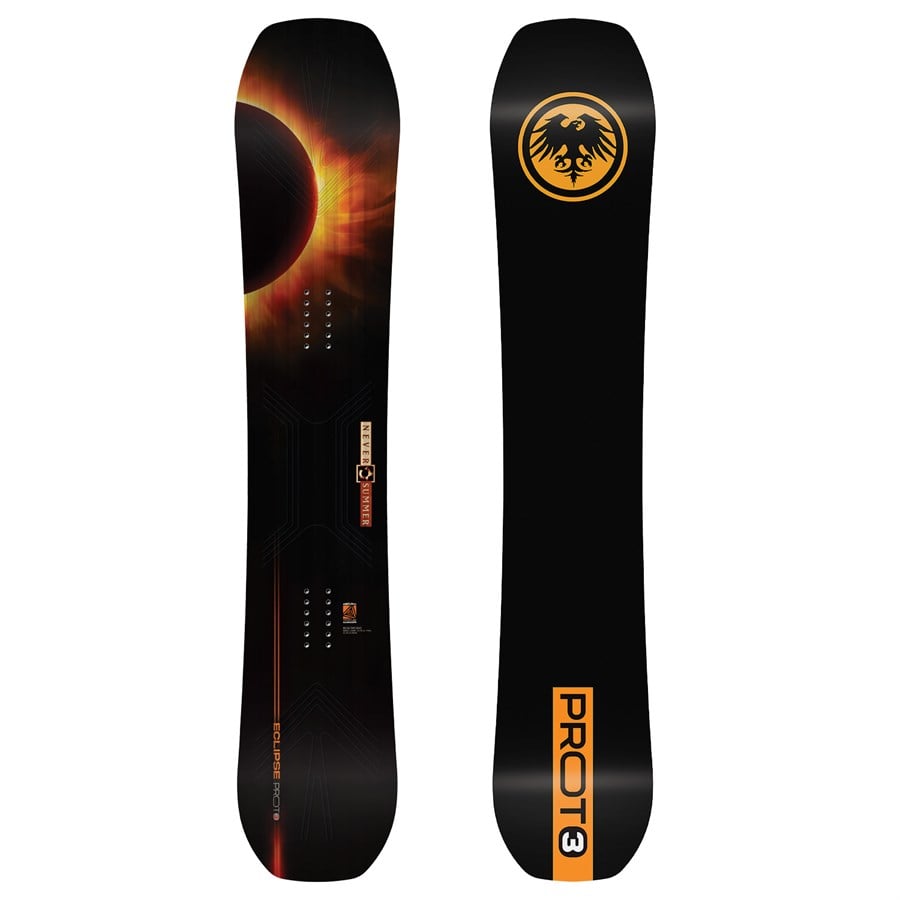 Never Summer Proto T3 Eclipse Snowboard 2026