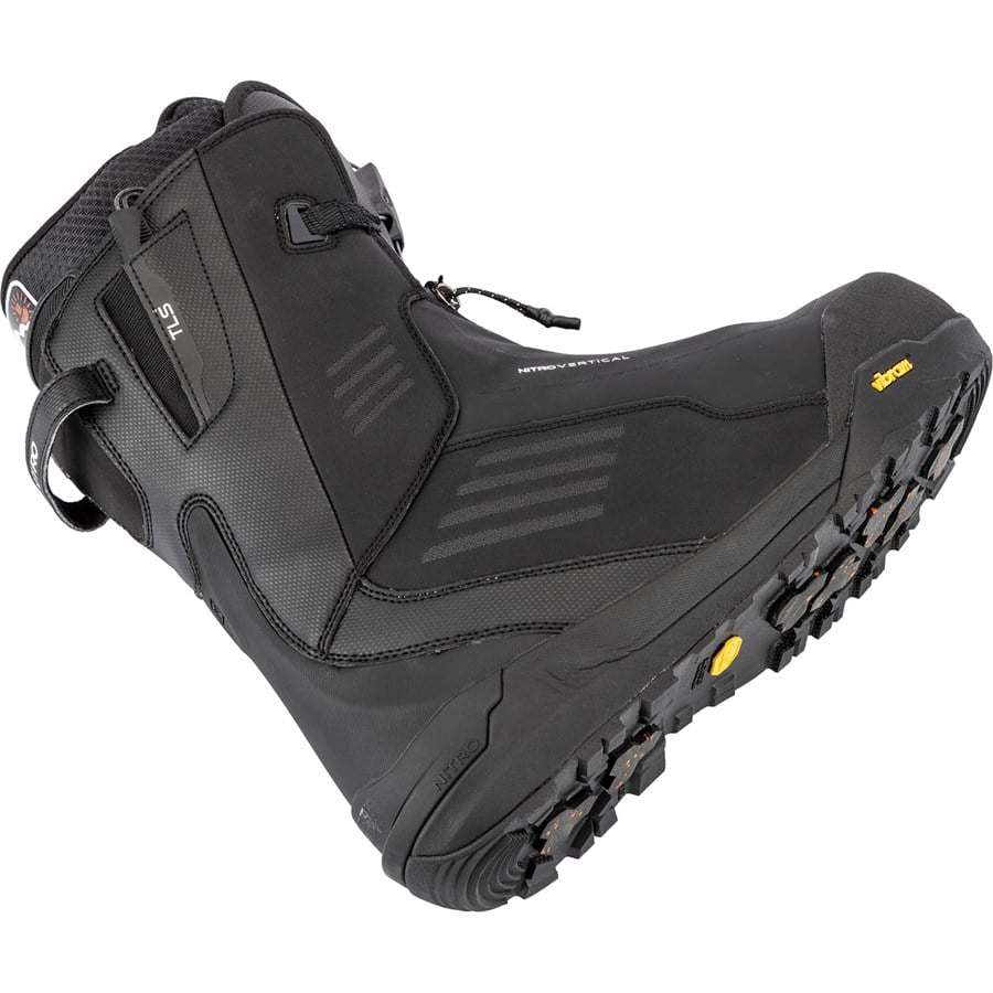 Nitro Vertical TLS + Snowboard Boots 2026