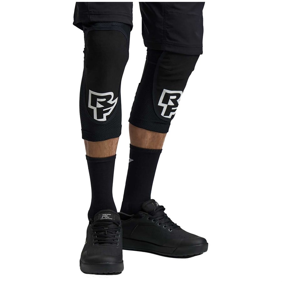 Race Face Covert Knee Guards