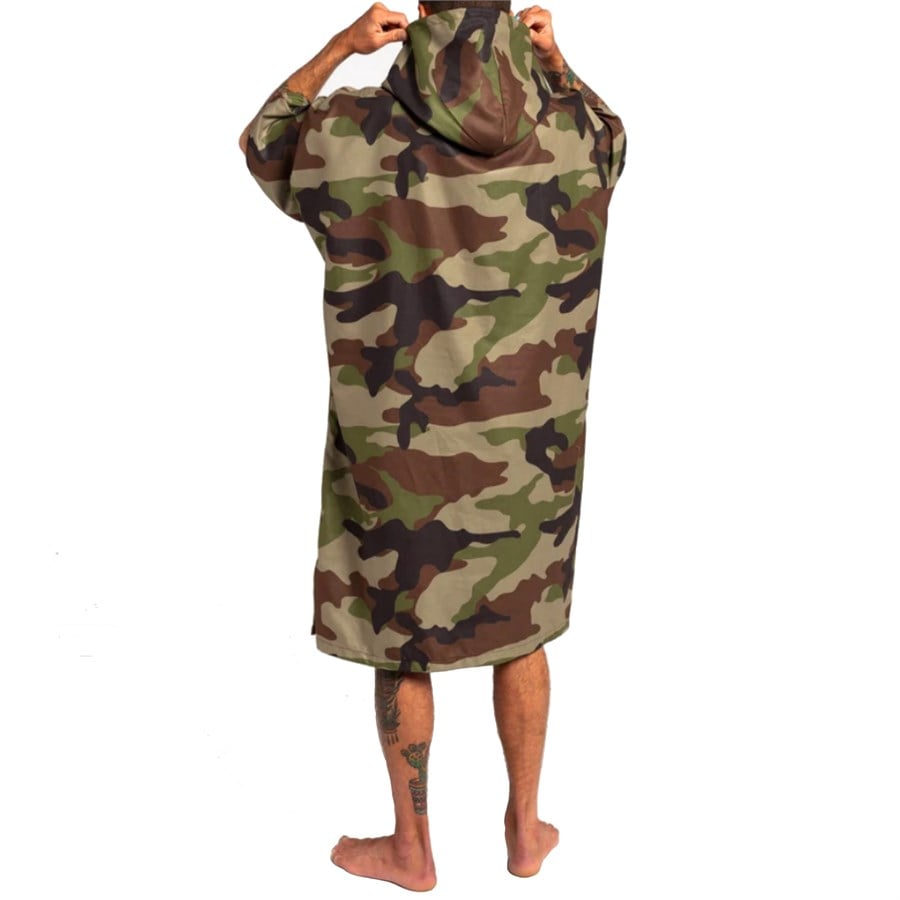 Slowtide Regime Quick-Dry Poncho