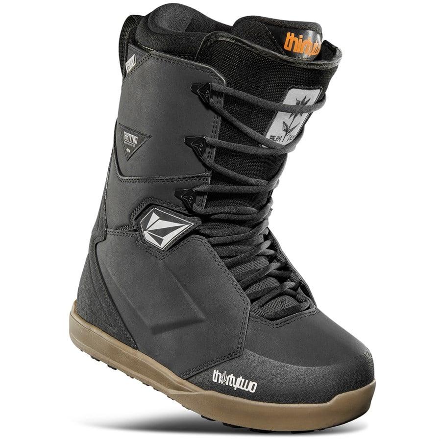 Thirtytwo Lashed X Volcom Snowboard Boots 2025