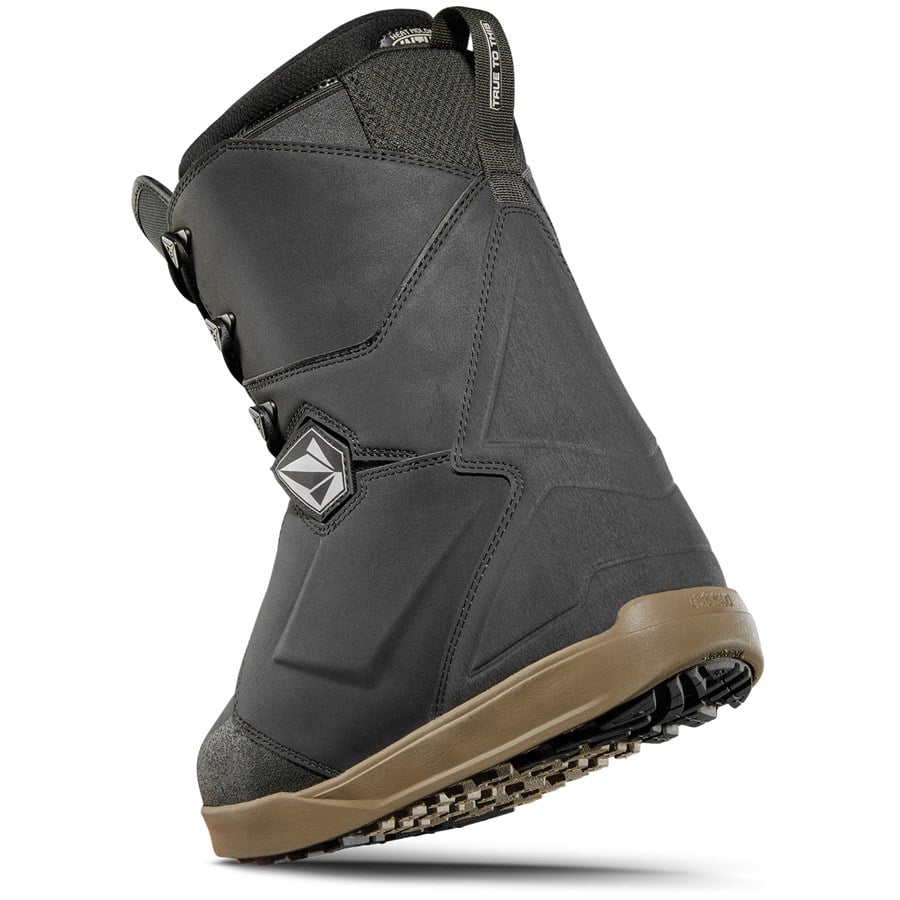 Thirtytwo Lashed X Volcom Snowboard Boots 2025