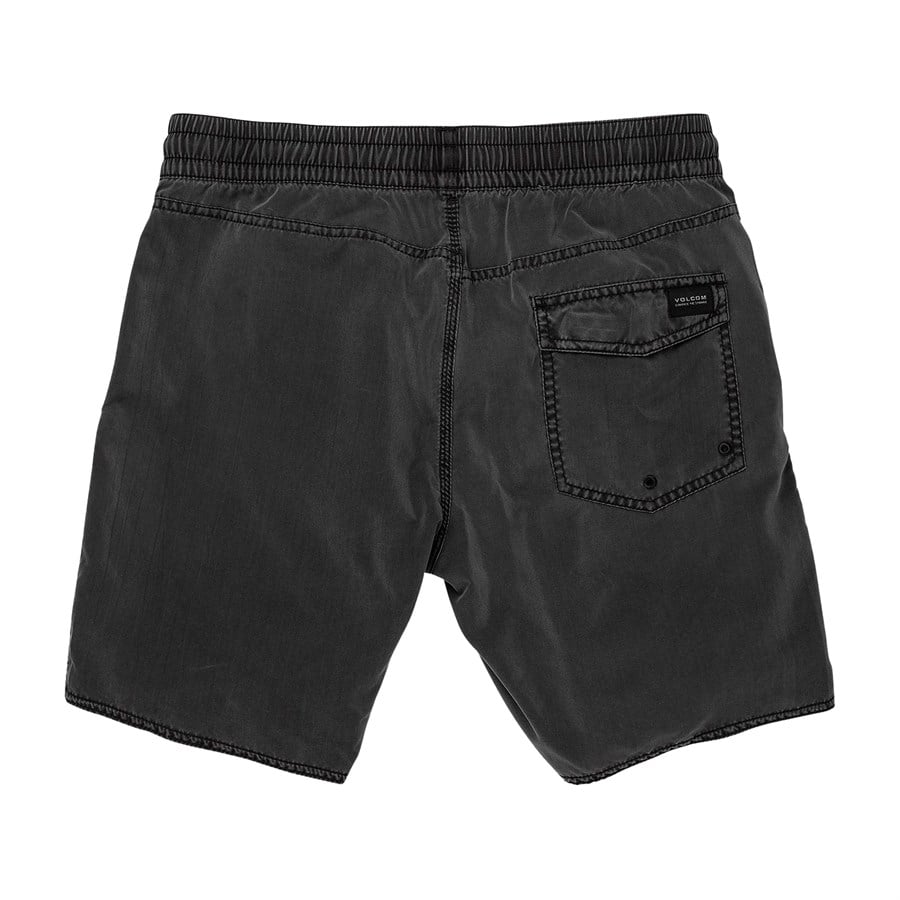 Volcom Center 17" Trunks - Men's