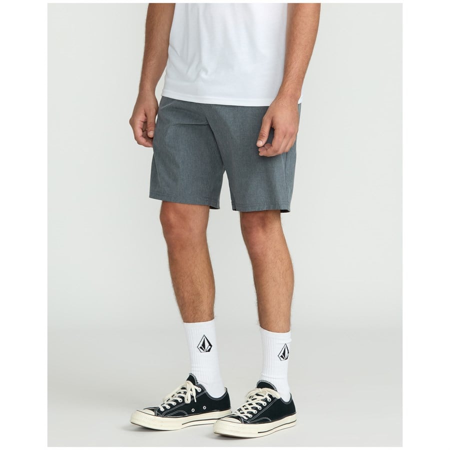 Volcom Joythriller Hybrid 19" Shorts - Men's