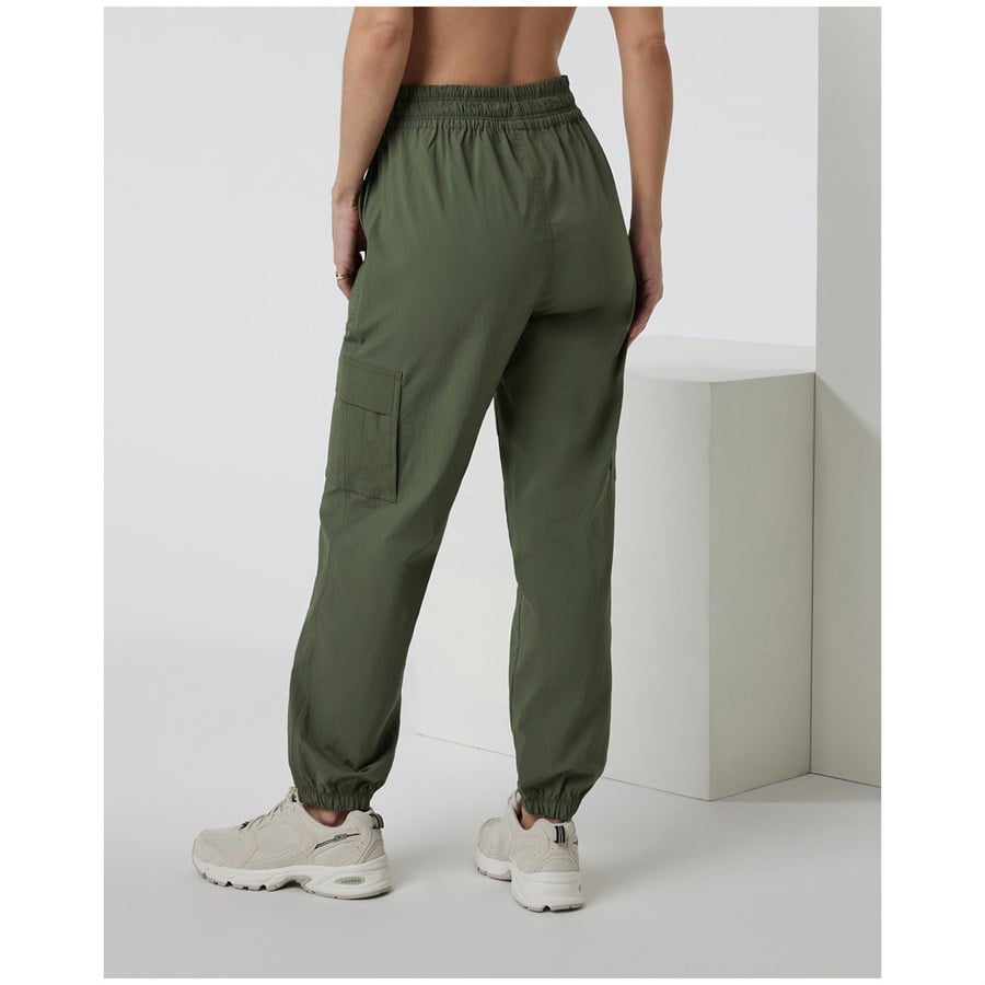 Vuori Birch Joggers - Women's
