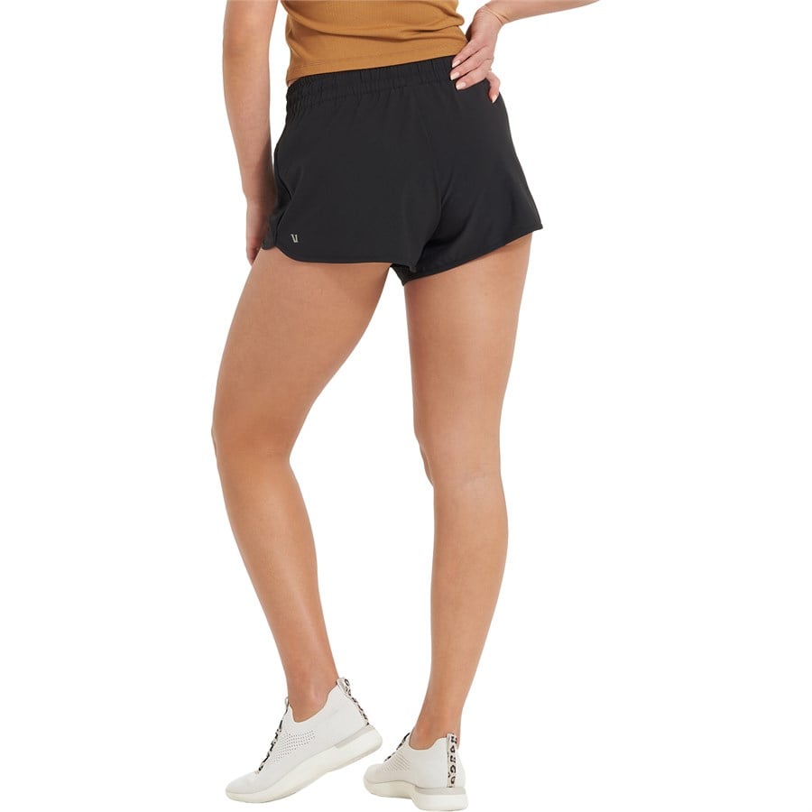 Vuori Clementine Shorts 2.0 - Women's