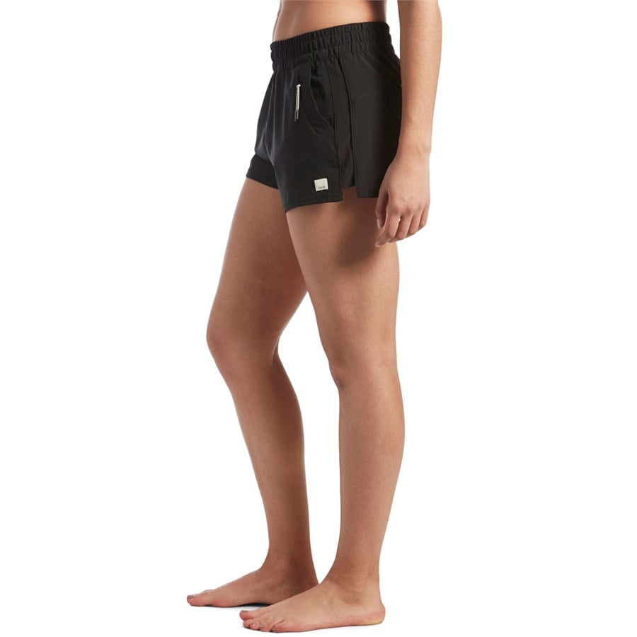 Vuori Dash Shorts - Women's
