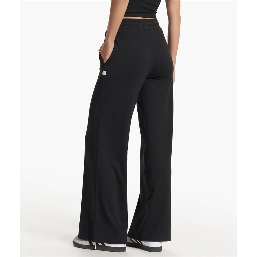 Vuori Halo Essential Wideleg Pants - Women's