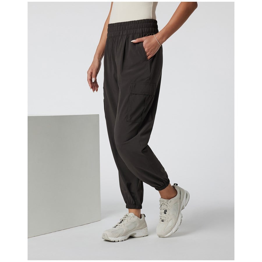 Vuori Villa Cargo Joggers - Women's