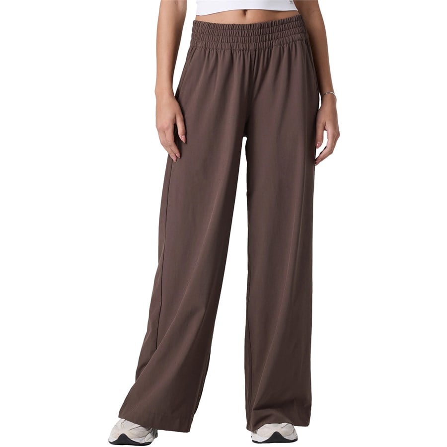 Vuori Villa Wideleg Pants - Women's