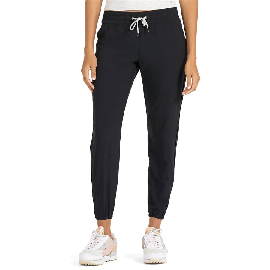 Vuori Weekend Joggers - Women's