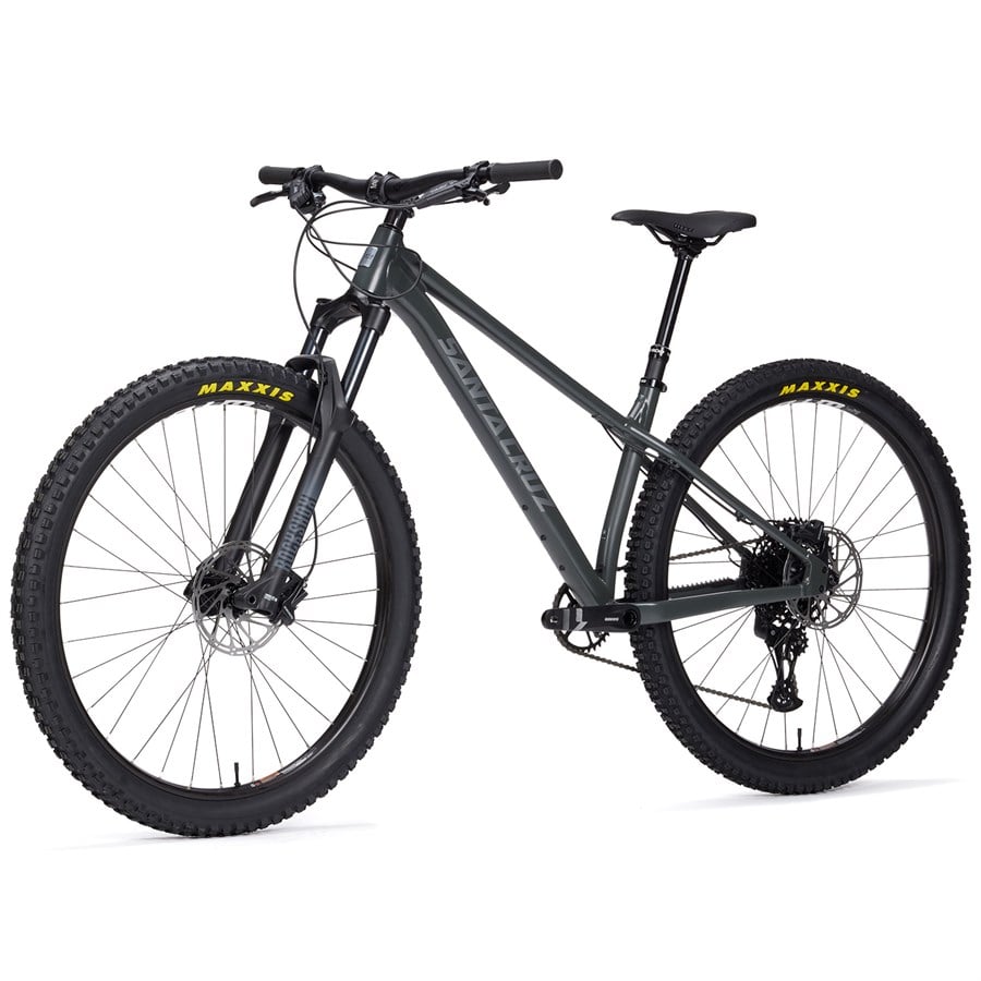 Santa Cruz Chameleon 8 A D Complete Mountain Bike 2024